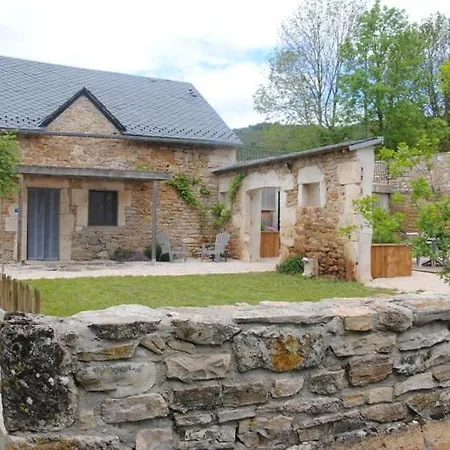 Auberoques Aveyron- Maison Independante- Classee 3 Etoiles Holiday home *