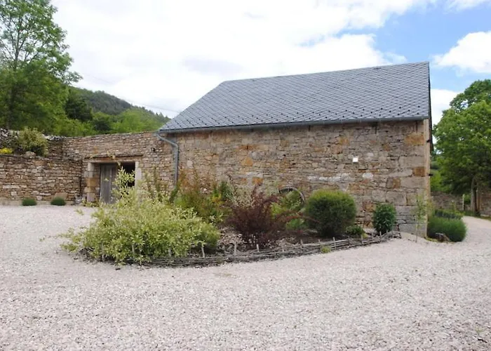 Auberoques Aveyron- Maison Indépendante- Classée 3 étoiles Hébergement de vacances Sévérac-le-Château